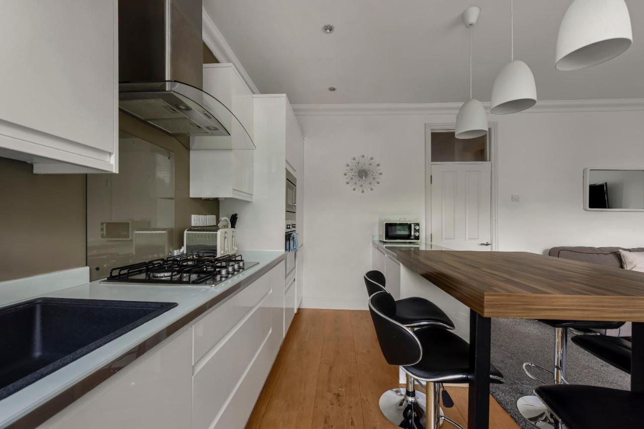 The West Kensington Apartments Londra Cameră foto