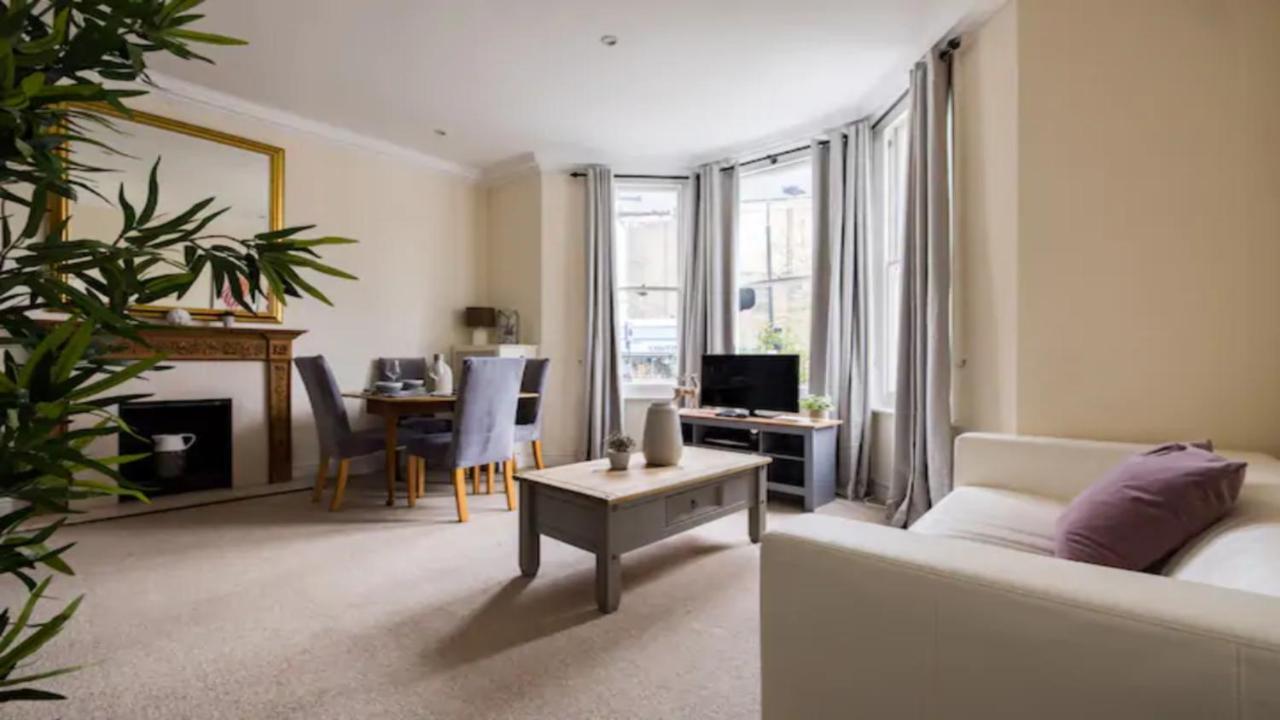 The West Kensington Apartments Londra Cameră foto