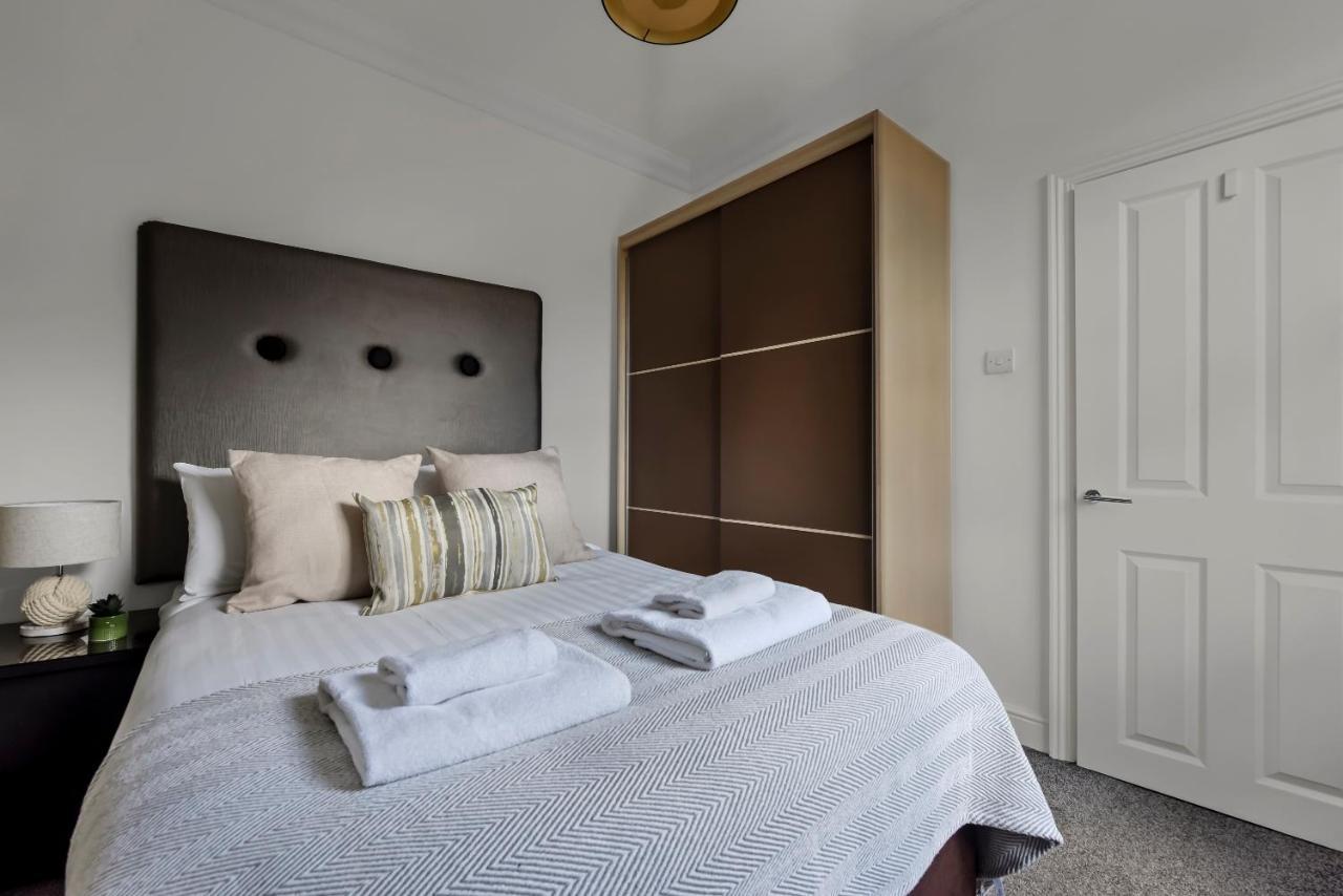 The West Kensington Apartments Londra Exterior foto